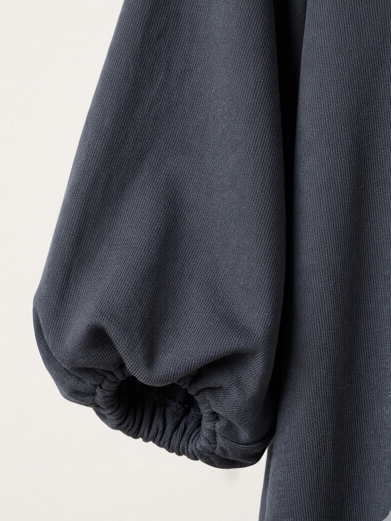 Ensemble Layla : le minimalisme en coton haut de gamme par ISM COUTURE 2 Ensemble Layla : le minimalisme en coton haut de gamme par ISM COUTURE – Image 2
